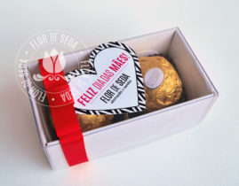 Lembrança Dia das Mães -  Caixa com 2 bombons Ferrero Rocher e tag personalizada