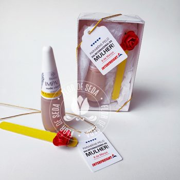 Lembrança dia Internacional da Mulher-Kit Caixa com esmalte e minilixa na caixa e tag personalizada com logotipo do cliente
