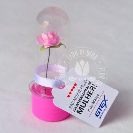 Lembrança dia Internacional da Mulher-Minitubete com rosa e tag personalizado com logotipo do cliente