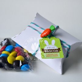 Lembranças para Páscoa-Mini embalagem Branca envelope com MMS com tag personalizada