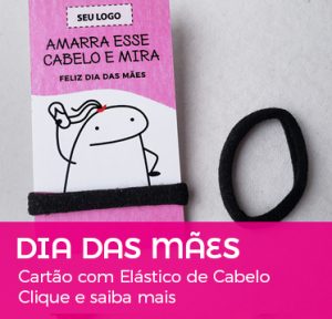 Cartão personalizado com elástico para cabelo Dia das Mães.